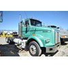2000 Kenworth T800 SemiTractor Truck